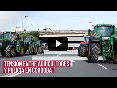 Embedded thumbnail for Video: Altercados en una protesta de agricultores en Córdoba