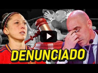 Embedded thumbnail for Video: JENNIFER HERMOSO DENUNCIA EL BESO DE RUBIALES EN LA FISCALÍA