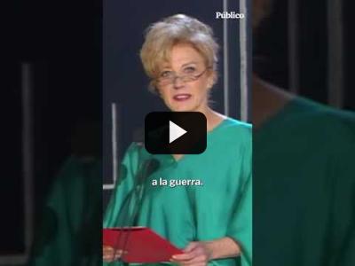 Embedded thumbnail for Video: El discurso de Marisa Paredes en la gala de los Goya del &amp;quot;No a la guerra&amp;quot;